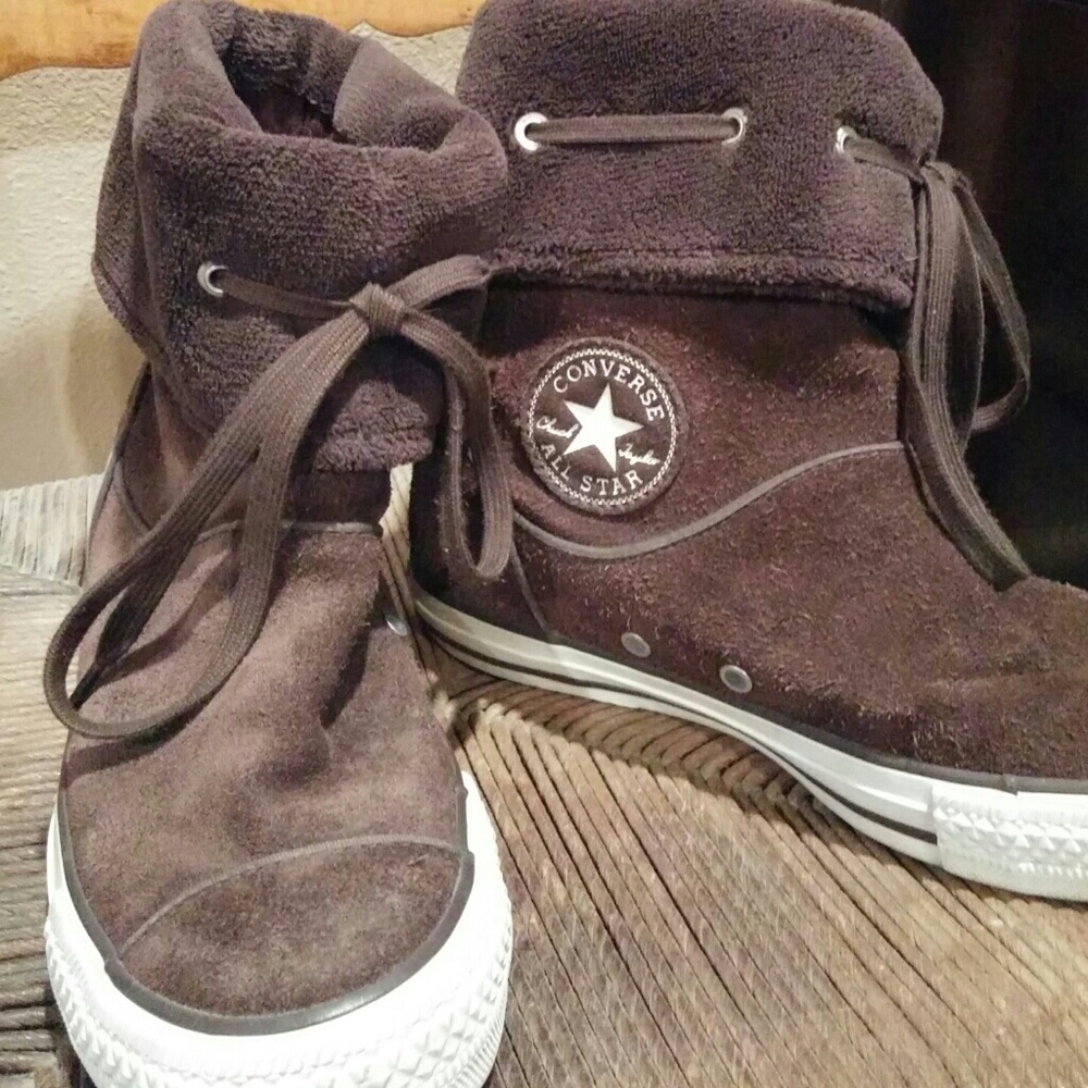 CONVERSE "Chuck Taylor's" ALL STAR BOOTIES